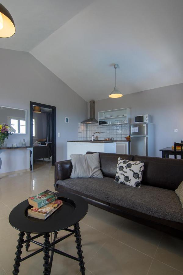 Villa Elaia Suites & Apartments No.1 ガイオス エクステリア 写真
