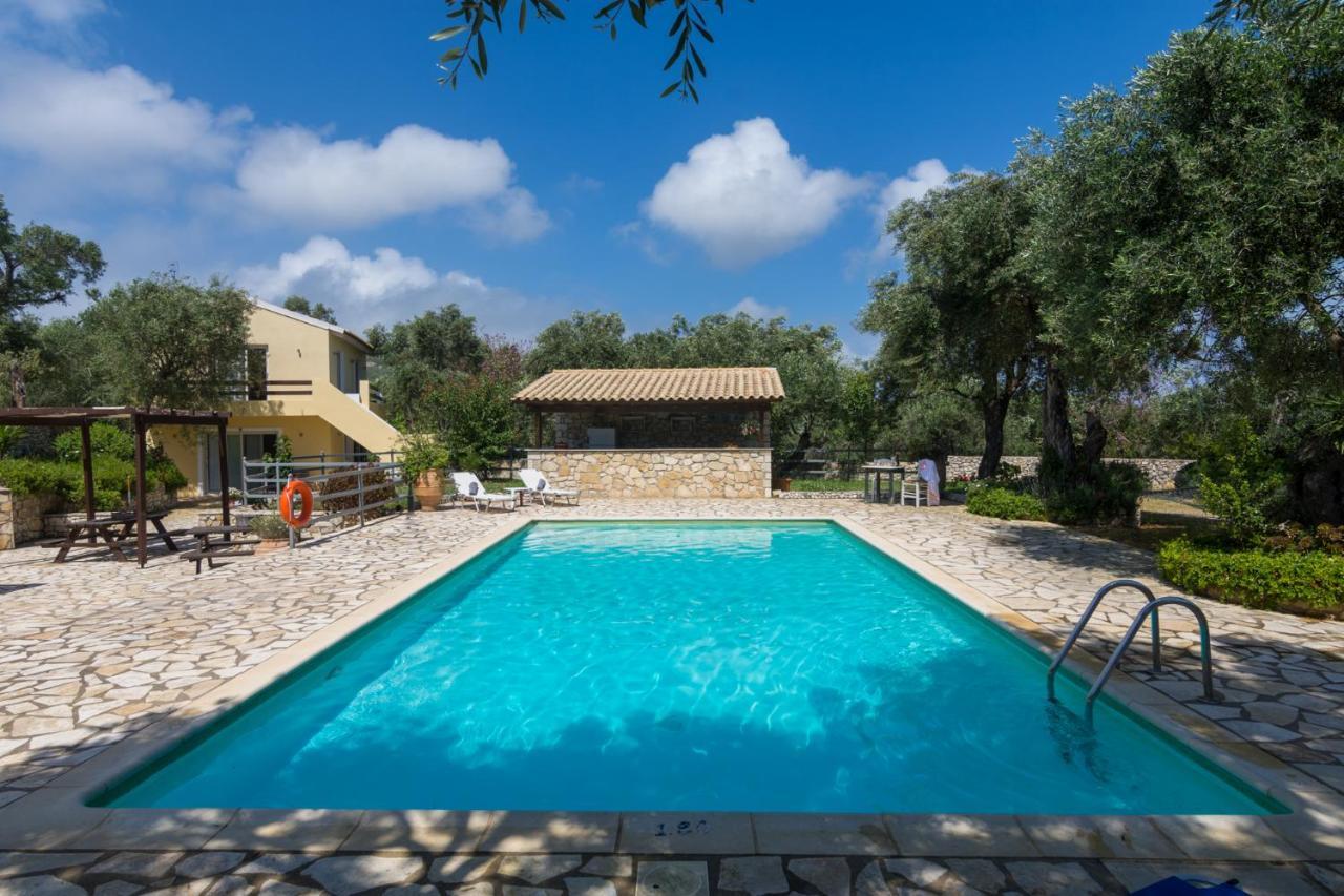 Villa Elaia Suites & Apartments No.1 ガイオス エクステリア 写真